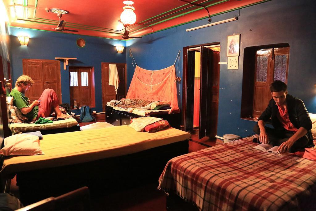 Ram Bhawan Residency Apartment Varanasi Room photo